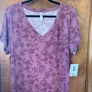 BNWT Lularoe Christy Tee - sz XL